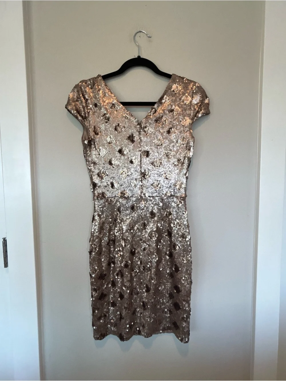 Dress the Population Rose Gold Sequin V-Neck Mini Dress - Picture 2 of 5